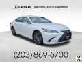 Photo Used 2024 Lexus ES 350 w/ Premium Package