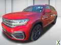 Photo Used 2020 Volkswagen Atlas Cross Sport SE w/ Panoramic Sunroof Package