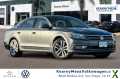 Photo Used 2016 Volkswagen Passat 1.8T w/ Lighting Package