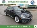 Photo Used 2019 Volkswagen Beetle 2.0T SE