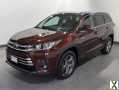 Photo Used 2019 Toyota Highlander Limited Platinum