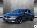 Photo Used 2022 BMW 330i Sedan w/ Premium Package 2