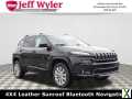 Photo Used 2017 Jeep Cherokee Overland w/ Technology Group