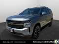 Photo Used 2022 Chevrolet Suburban RST w/ Luxury Package