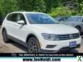 Photo Used 2021 Volkswagen Tiguan SE w/ Panoramic Sunroof Package