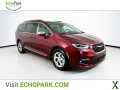 Photo Used 2022 Chrysler Pacifica Limited