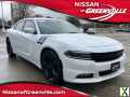 Photo Used 2017 Dodge Charger SXT w/ Plus Group