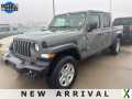 Photo Used 2020 Jeep Gladiator Sport w/ Quick Order Package 24S