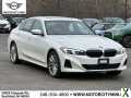 Photo Used 2024 BMW 330i xDrive Sedan w/ Premium Package