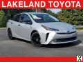 Photo Certified 2022 Toyota Prius XLE