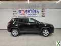 Photo Used 2022 Jeep Compass Latitude w/ Convenience Group