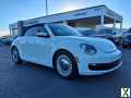 Photo Used 2016 Volkswagen Beetle 1.8T SE w/ Lighting Package