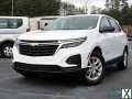 Photo Used 2022 Chevrolet Equinox LS w/ LS Convenience Package