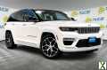 Photo Used 2023 Jeep Grand Cherokee Summit