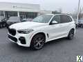 Photo Used 2022 BMW X5 xDrive40i w/ M Sport Package