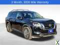 Photo Used 2023 Nissan Pathfinder SL