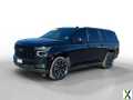 Photo Used 2023 Chevrolet Suburban RST w/ Luxury Package