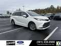 Photo Used 2021 Toyota Sienna XLE