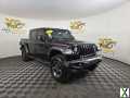 Photo Used 2020 Jeep Gladiator Rubicon w/ Cold Weather Group