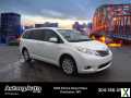 Photo Used 2017 Toyota Sienna XLE Premium