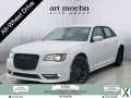 Photo Used 2022 Chrysler 300 Touring L