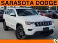 Photo Used 2019 Jeep Grand Cherokee Laredo w/ 18\