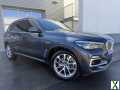 Photo Used 2019 BMW X5 xDrive40i w/ Premium Package 2