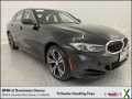 Photo Used 2024 BMW 330i xDrive Sedan w/ Premium Package