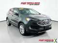 Photo Used 2022 Ford Edge Titanium