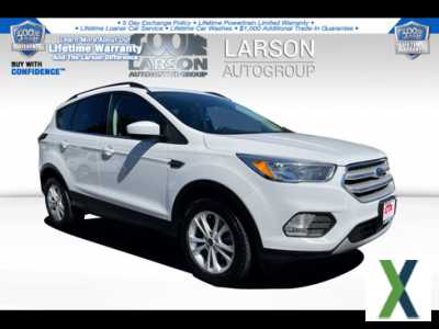 Photo Used 2018 Ford Escape SE w/ Ford Safe & Smart Package