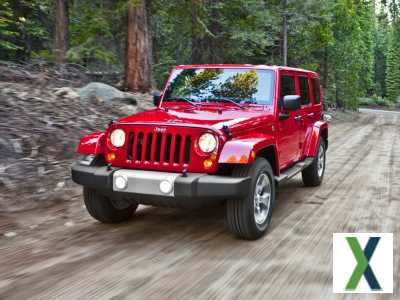 Photo Used 2014 Jeep Wrangler Unlimited Sahara w/ Connectivity Group