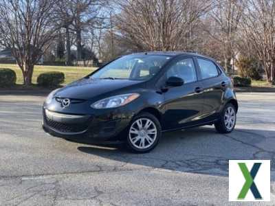 Photo Used 2011 MAZDA MAZDA2 Sport