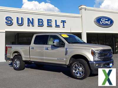 Photo Certified 2018 Ford F250 Lariat w/ Lariat Ultimate Package