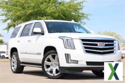 Photo Used 2020 Cadillac Escalade Luxury