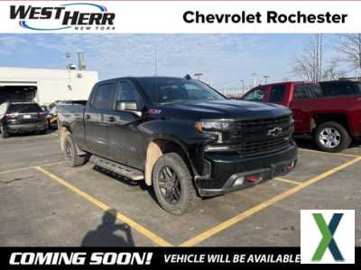 Photo Used 2020 Chevrolet Silverado 1500 LT Trail Boss w/ Midnight Edition