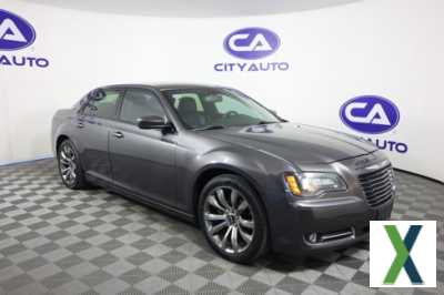 Photo Used 2014 Chrysler 300 S