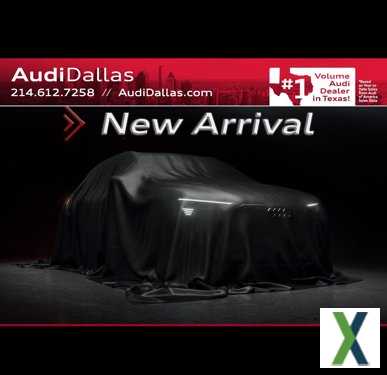 Photo Used 2019 Audi Q8 Prestige w/ Adaptive Chassis Package