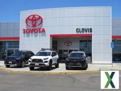 Photo Used 2022 Toyota Corolla Cross XLE