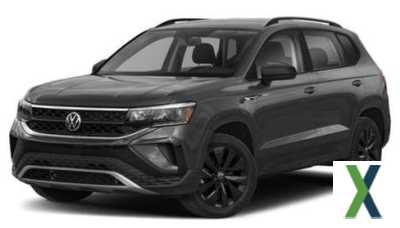 Photo Used 2022 Volkswagen Taos S