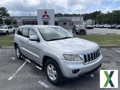 Photo Used 2011 Jeep Grand Cherokee Laredo