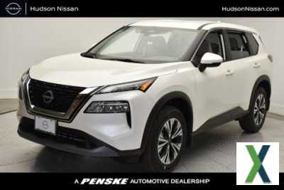 Photo Certified 2022 Nissan Rogue SV