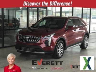 Photo Used 2019 Cadillac XT4 Premium Luxury w/ Cold Weather Package