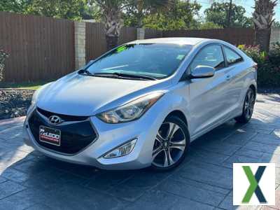 Photo Used 2014 Hyundai Elantra