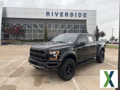 Photo Used 2017 Ford F150 Raptor w/ Equipment Group 801A Mid