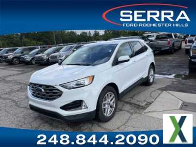 Photo Used 2021 Ford Edge SEL w/ Convenience Package