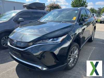 Photo Used 2021 Toyota Venza Limited w/ Carpet Mat Package (TMS)