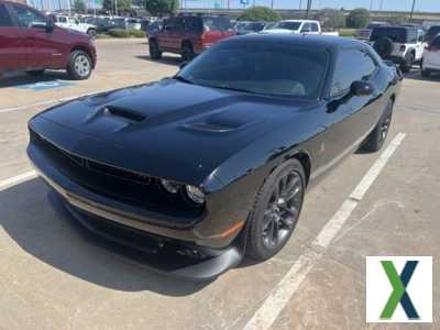 Photo Used 2021 Dodge Challenger R/T Scat Pack w/ Driver Convenience Group