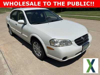 Photo Used 2001 Nissan Maxima GXE