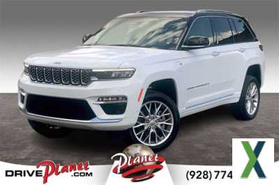 Photo Certified 2022 Jeep Grand Cherokee Summit