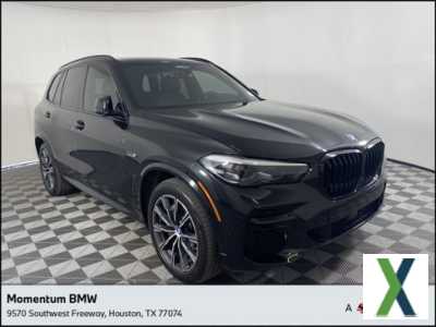 Photo Used 2022 BMW X5 xDrive45e w/ M Sport Package